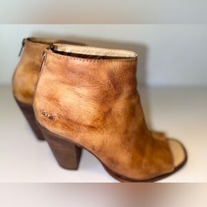 BED STU ONSET DISTRESSED LEATHER PEEP TORE ANKLE BOOTIES SZ 10